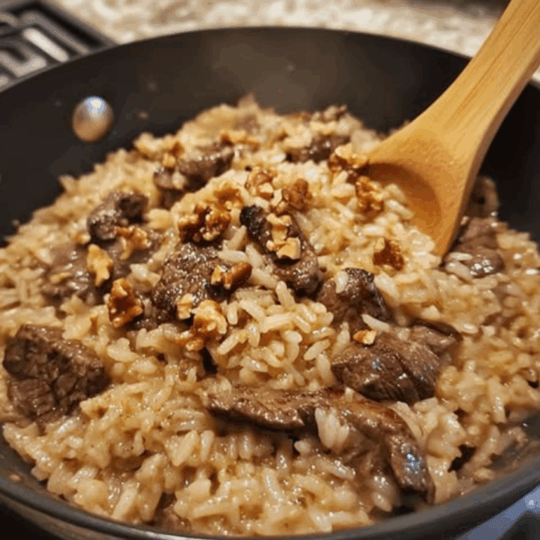 Deliciously Creamy Honey Walnut Steak Rice in One Pan